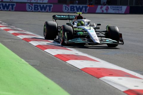 Acties Lewis Hamilton bij Baku-kwalificatie onderzocht: 'Ik reed niet te langzaam'