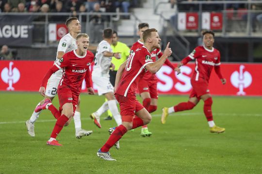 🎥 | De buit van AZ is vol tegen lastige Apollon Limassol
