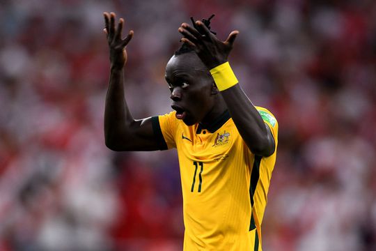 Vluchteling Awer Mabil hielp Australië met rake penalty aan WK-ticket: 'Ik wist dat ik zou scoren'