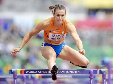 Hordeloopster Nadine Visser en polstokhoogspringer Menno Vloon sluiten WK atletiek af