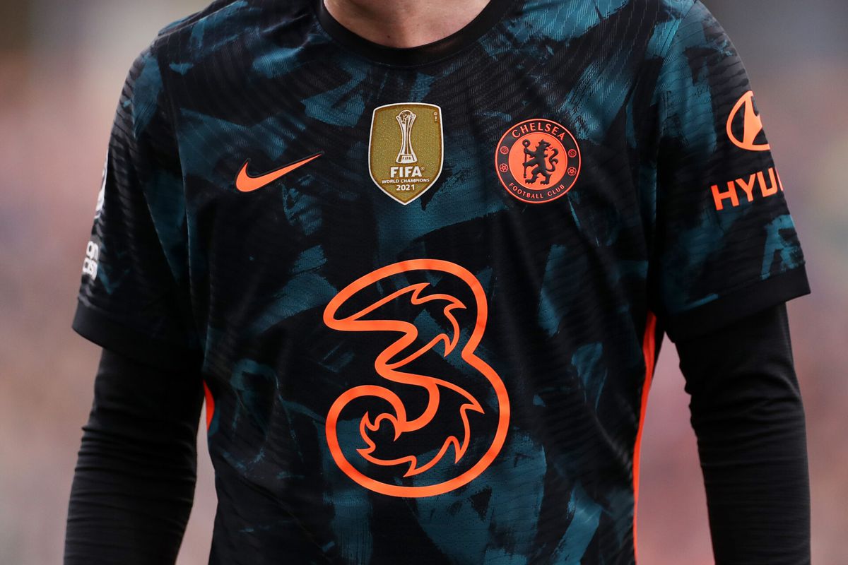 Shirtsponsor Three haakt af: in welk shirt speelt Chelsea donderdagavond?