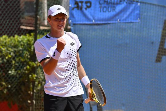 Jesper de Jong 1 stap verder richting hoofdtoernooi US Open: wint potje in kwalificatietoernooi