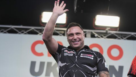 Gerwyn Price - die traint voor bokswedstrijd - kan door handblessure niet meedoen aan Premier League