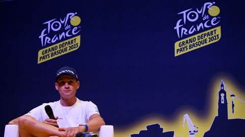 Mathieu van der Poel checkt einde openingsetappe: 'Het is op de limiet van wat ik kan'