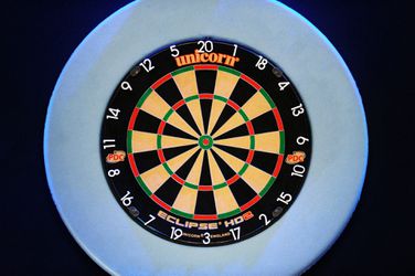 Gedurfd! Darter Owen Bates heeft als nickname Master