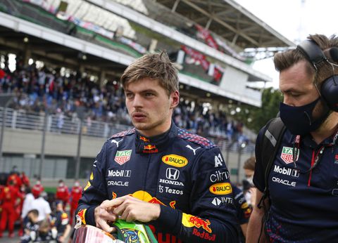 Christian Horner prijst 'mooi weer-rijder' Max Verstappen: 'Belooft warm te worden'