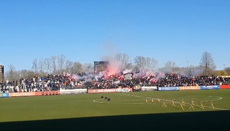 🎥 | Legioen in volle glorie: Feyenoord-fans steunen team bij laatste training voor Klassieker