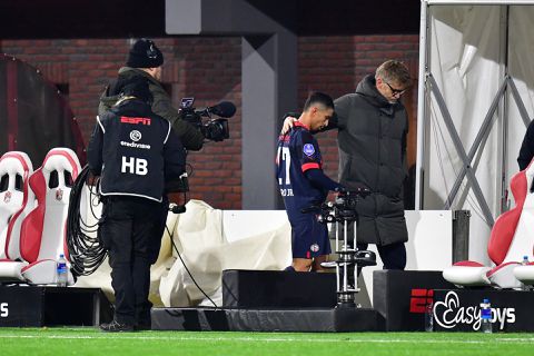 PSV-linksback Mauro Júnior 2 duels geschorst (onder meer tegen Feyenoord) na absurde tackle op Rui Mendes