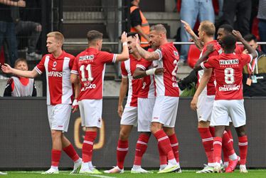 Mark van Bommel wint Belgische Supercup met Antwerp na penalty's