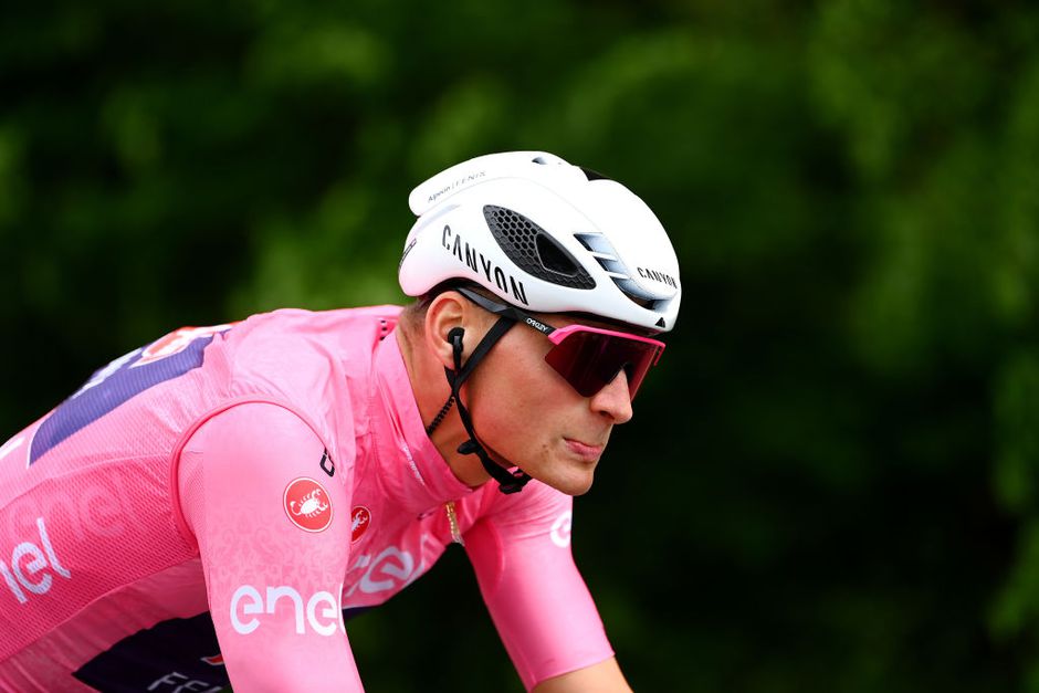 Mathieu van der Poel rijdt dit jaar geen MTB-wedstrijden: 'In 2023 wel weer de bedoeling'