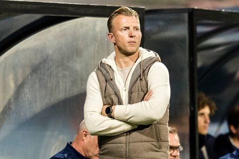 Dirk Kuyt en ADO Den Haag uit elkaar: eerste klus als hoofdtrainer al na 176 dagen voorbij voor oud-topvoetballer