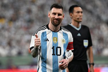 Snelle Messi maakt recordgoal in oefenduel Argentinië met Australië
