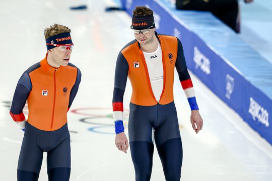 Sven Kramer en Jorrit Bergsma lekker voorbereid op massastart: 'Scenario’s nog niet besproken'