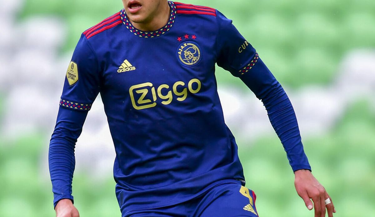 Rugsponsor: vanaf volgend seizoen 'Ziggo Sport' op de rug bij Ajax-spelers