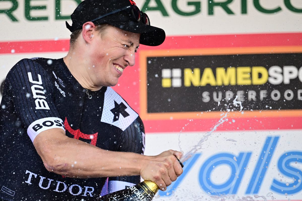 Arvid de Kleijn is 1e Nederlandse winnaar van Milaan-Turijn, de oudste wielerwedstrijd