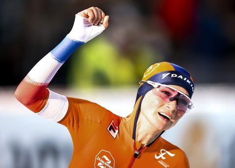 Na 500 meter-record stijgt Irene Schouten naar plek 3 op eeuwige ranglijst, de Adelskalender