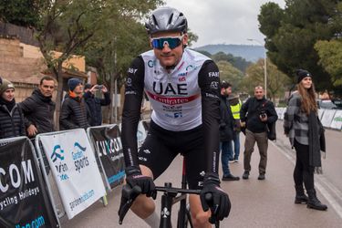 🎥 | Tadej Pogacar wint voor het eerst dit jaar géén etappe: Tim Wellens wint 3e etappe Ruta del Sol