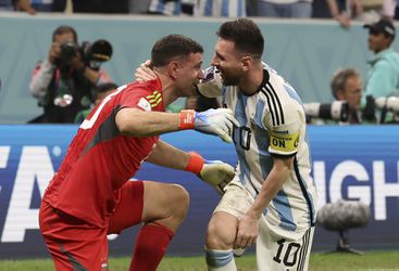 Adil Rami noemt Argentinië-keeper Emiliano Martínez 'meest gehate man in het voetbal'