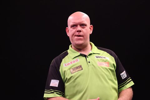 Michael van Gerwen waarschuwt dartsliefhebbers: 'Ik ga er de komende tijd anders uitzien'