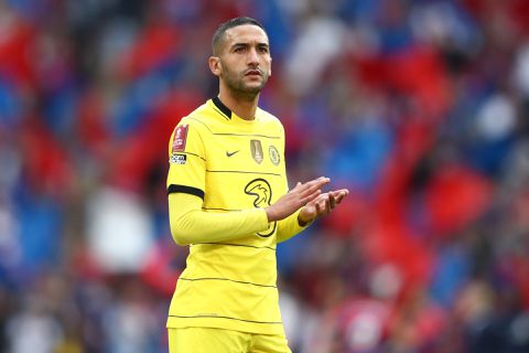 📸 | Huh, post Ziyechs broer dit nou echt? Familie ziet return naar Amsterdam wel zitten