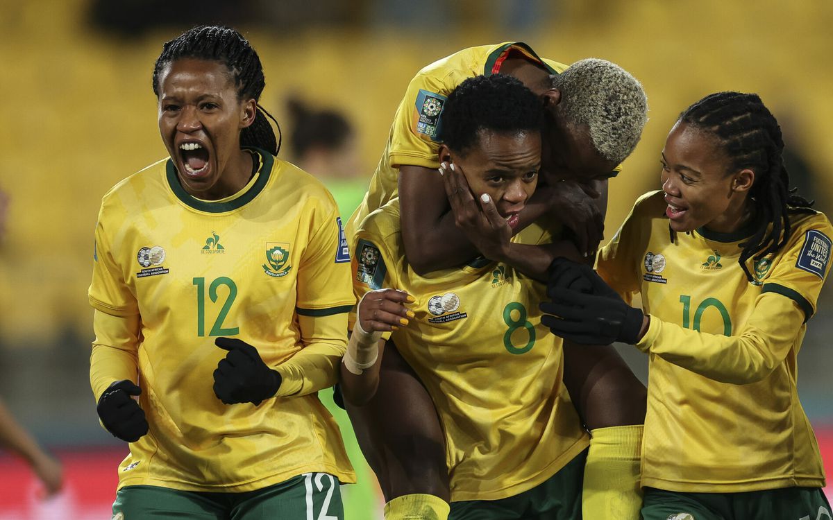 Oranje-tegenstander Zuid-Afrika stapte bijna niet in vliegtuig naar WK voetbal