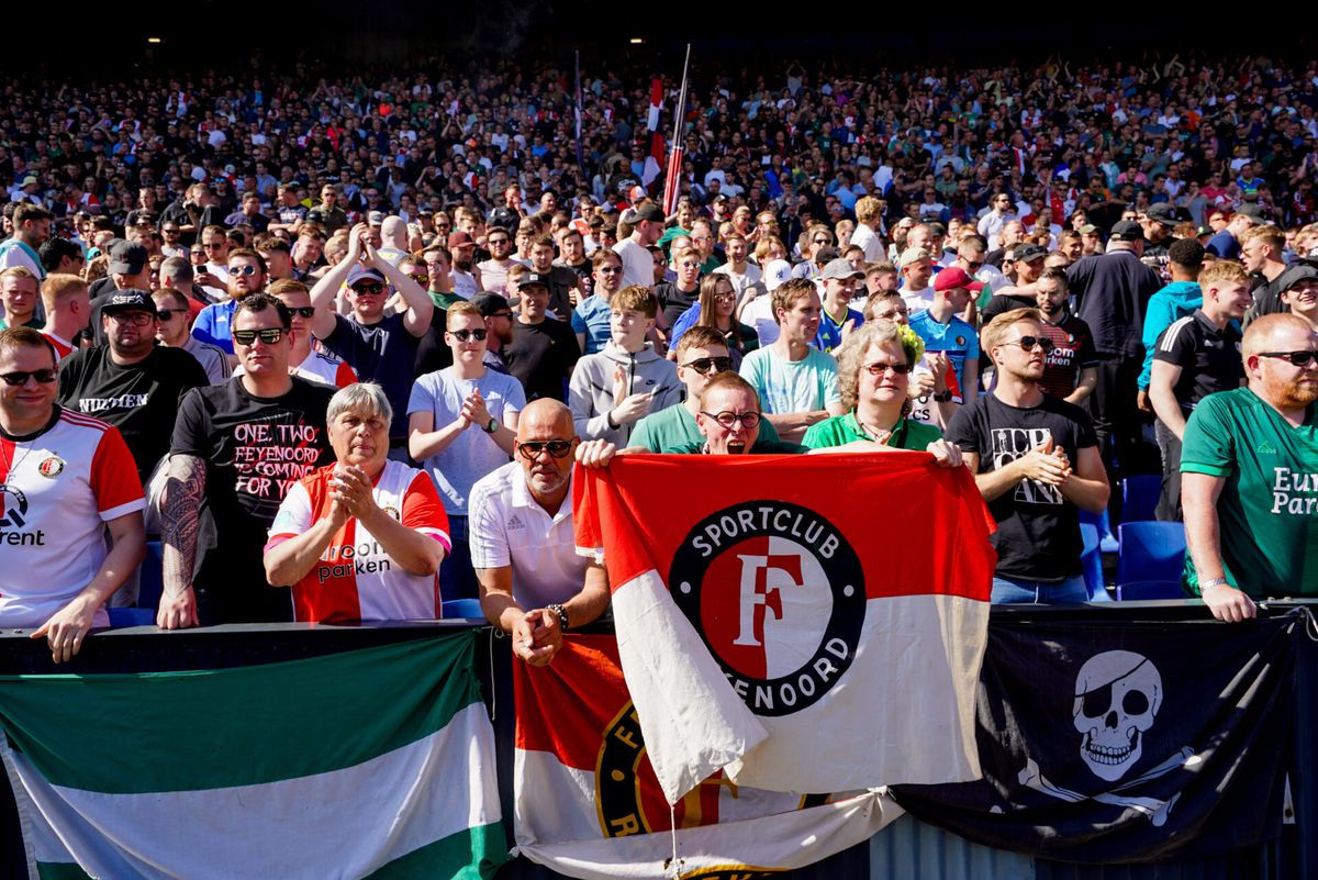 Cabaretier Peter Pannekoek vervroegt zijn show vanwege Conference League-finale Feyenoord