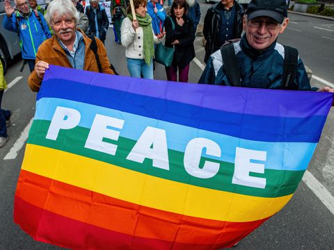 Qatarese generaal-majoor: 'We gaan regenboogvlaggen afpakken om WK-publiek te beschermen'