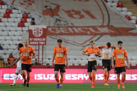 Shakhtar Donetsk wil 50 miljoen euro van FIFA vanwege misgelopen transfersommen