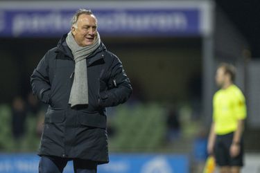 Dick Advocaat heeft 1e overwinning binnen als trainer van ADO Den Haag