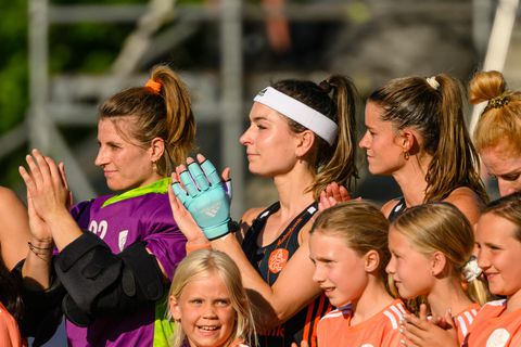 Hockeysters overklassen China bij terugkeer Eva de Goede