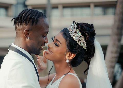 WTF! Mohamed Buya Turay laat vanwege transfer zijn broer met verloofde trouwen