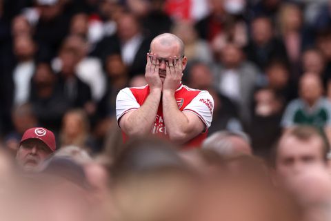Titelstress? Arsenal verspeelt opnieuw een 2-0-voorsprong en ziet ManCity naderen