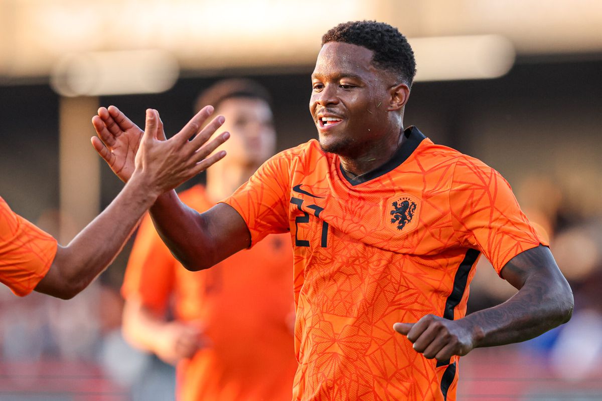 FC Utrecht huurt Daishawn Redan met optie tot koop van Hertha BSC