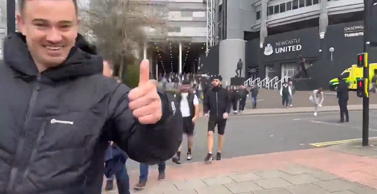 🎥 | Genoeg gezien: Spurs-fans verlaten stadion na 20 minuutjes door vijfklapper Newcastle