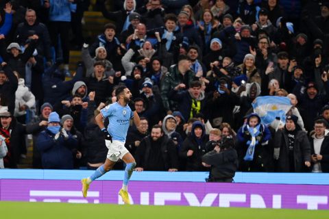 Manchester City wint in fantastische kraker van Tottenham Hotspur