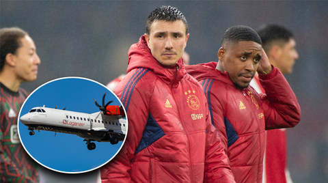 'Enkele Ajacieden vertrouwen vliegtuig niet en reizen apart van de groep naar trainingskamp'