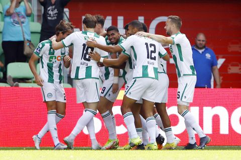 FC Groningen pakt 1e zege van seizoen na eigen goal van Go Ahead Eagles