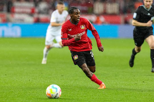 'Jeremie Frimpong op weg naar Manchester United, levert Leverkusen tientallen miljoenen op'