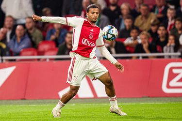 Op naar België: Ajax verhuurt Owen Wijndal aan Royal Antwerp