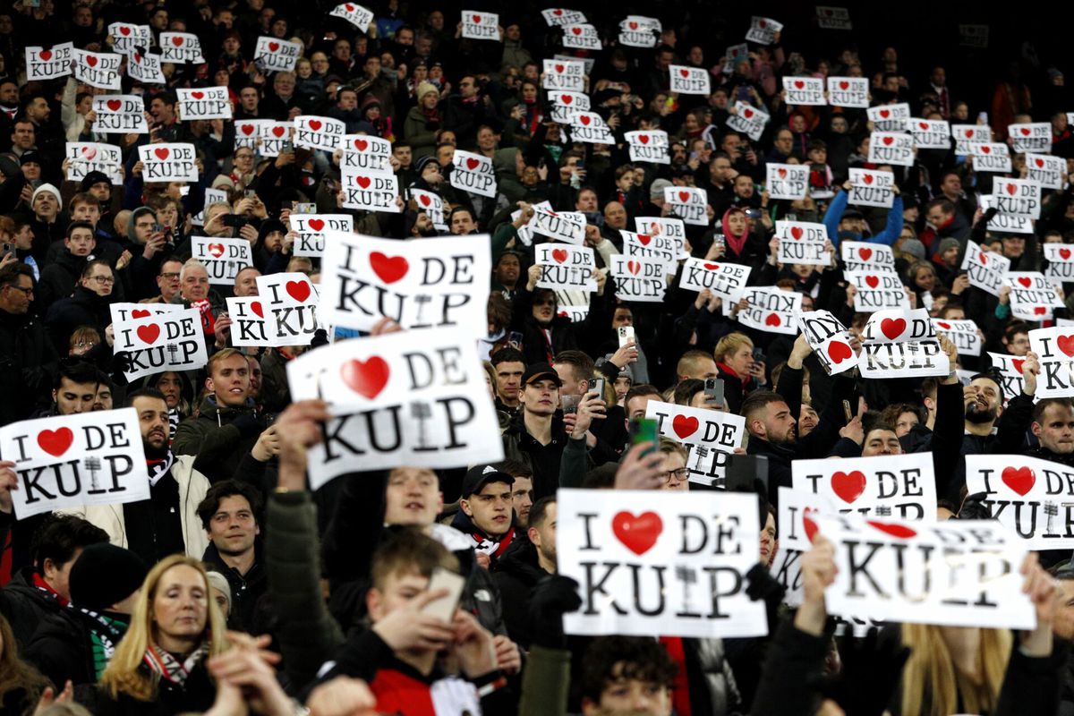 Supportersvereniging blij met afblazen nieuwe Kuip: 'Dit is goed nieuws, nu weer voetballen'