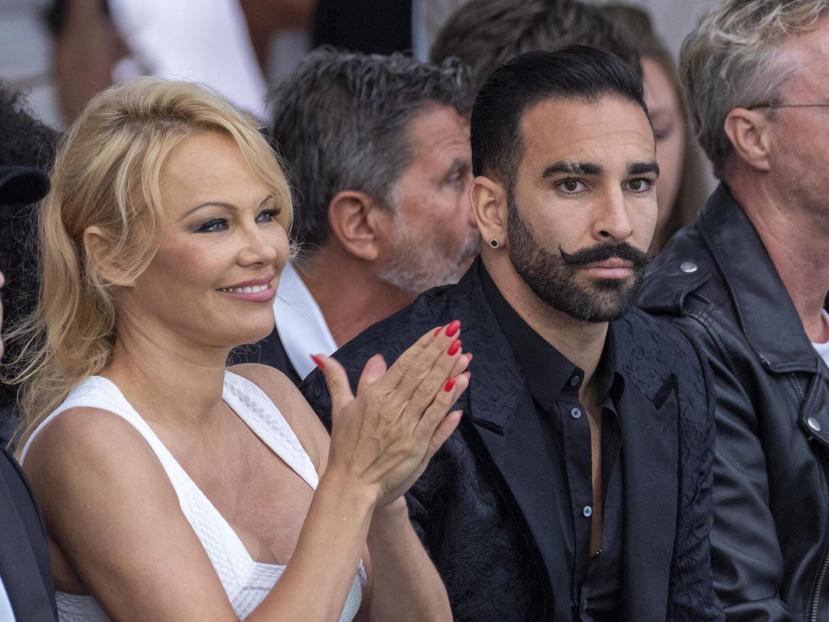 Pamela Anderson haalt uit naar ex en Frans international Adil Rami: 'Hij was een monster'