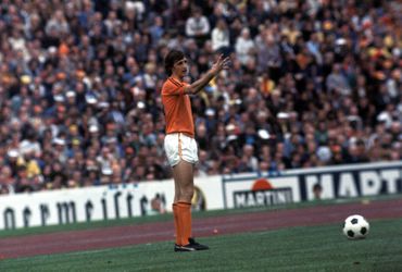 Alle postzegels verzamelen! Nederlandse en Spaanse post komen met gouden Johan Cruijff-zegel