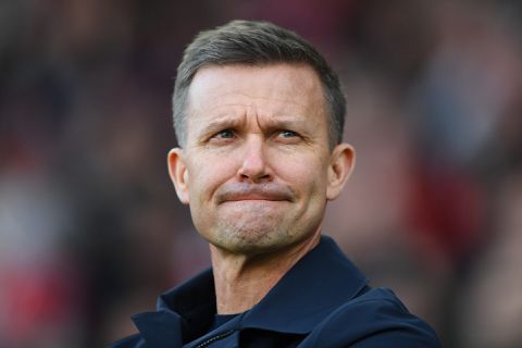 Leeds United vreest voor degradatie en zet trainer op straat