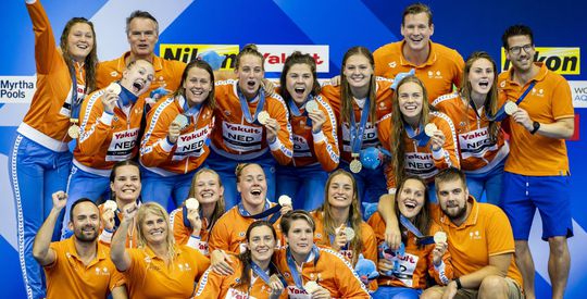 Griekse Oranje-bondscoach bedankt alles en iedereen na wereldtitel: 'Een echte teamprestatie'