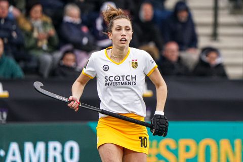 Oeps! HC Den Bosch verklapt 'vertrek' van Pedersen na uitzwaaien van zijn hockeyvriendin