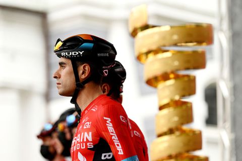 Dit zijn de verschillen tussen de klassementsrenners op 1e rustdag Giro d'Italia