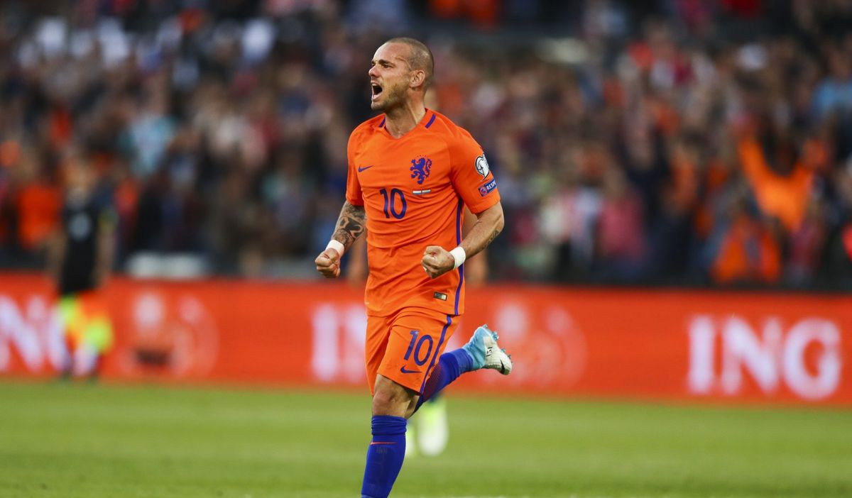 Oranje walst op feestje van Sneijder over Luxemburg heen