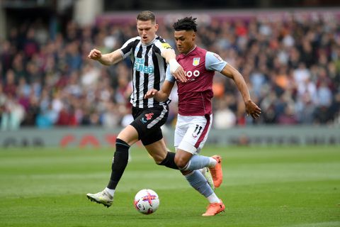 Sven Botman en Newcastle lijden grootste nederlaag van seizoen tegen Aston Villa