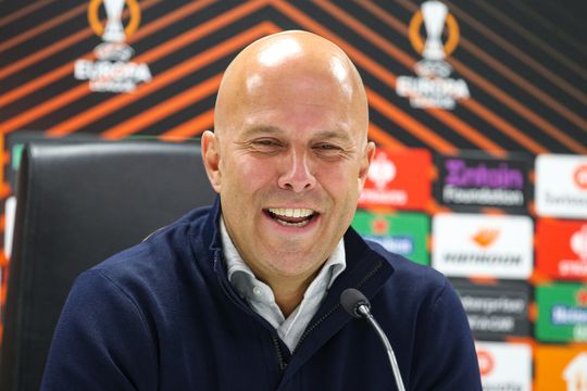 Hugo Borst heeft nieuws voor Feyenoorders: 'Arne Slot blijft trainer volgend jaar'