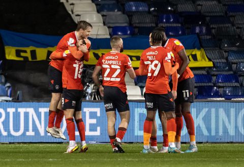 Alle ogen op Luton Town: van hoogste niveau naar non-League en terug?